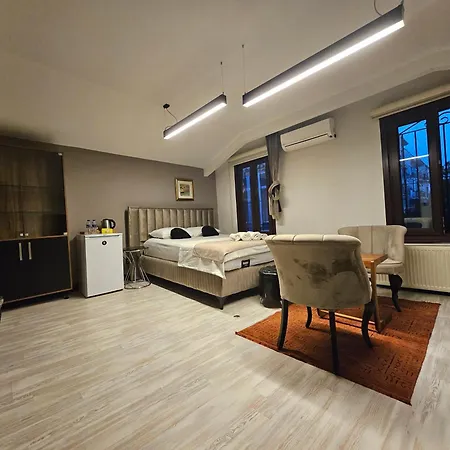 Szálloda Jirhouse Sarikoesk Isztambul